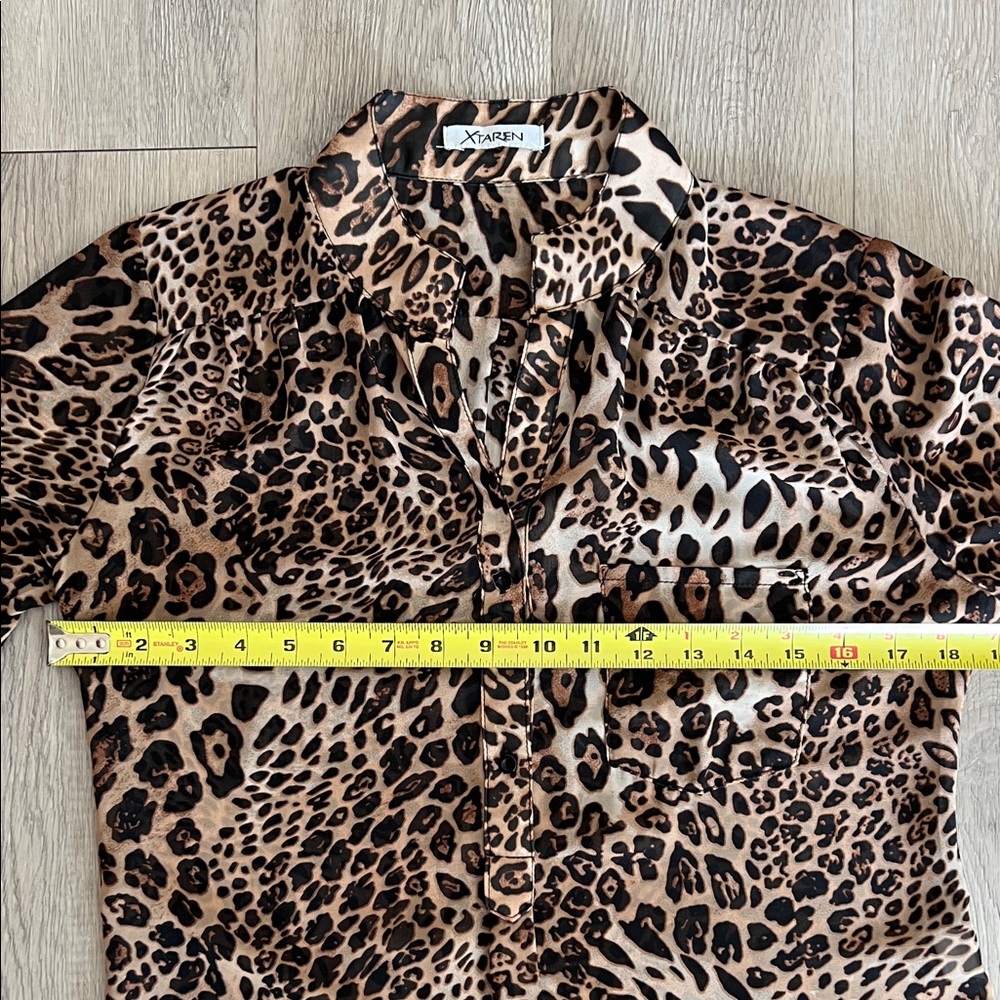 Xtaren Leopard Print Sheer Chiffon Roll Tab Sleeve Tunic Blouse - Picture 12 of 15